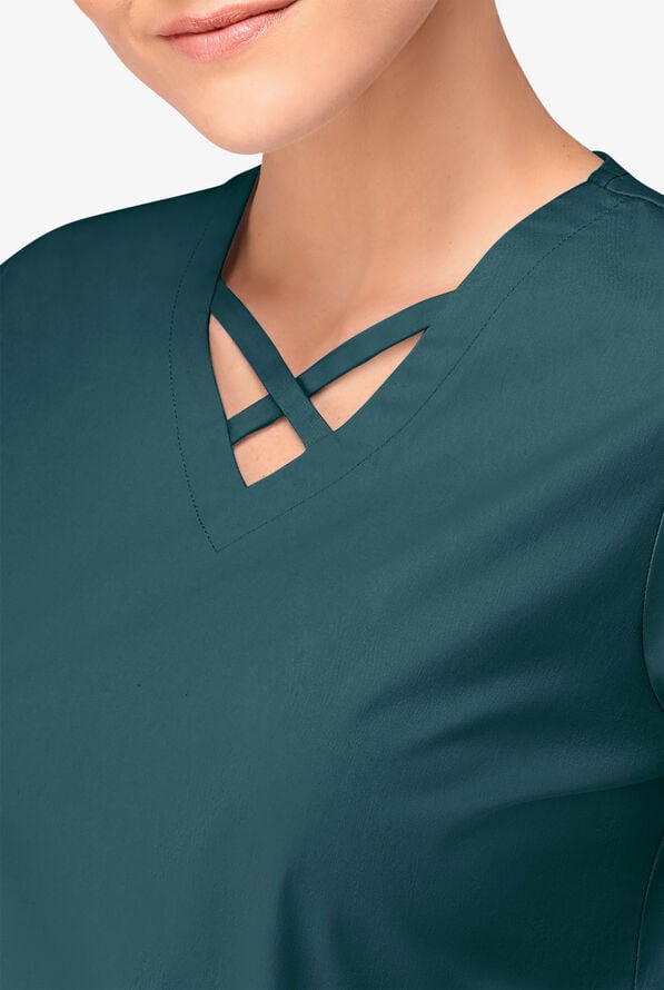 Blusa m&eacute;dica UA Butter-Soft STRETCH con lazos entrecruzados y 4 bolsillos para mujer - Caribbean Blue - 3