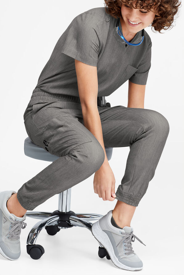 Pantalón médico Movement by Butter-Soft Cephei estilo jogger con 11 bolsillos para mujer - Graphite Heather - 4