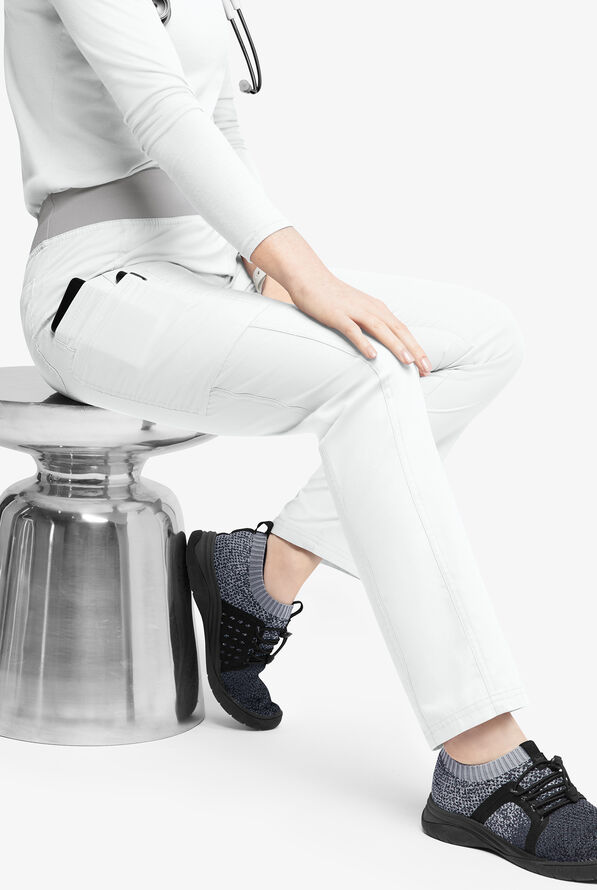 Pantal&oacute;n m&eacute;dico Butter-Soft Originals de tiro medio estilo yoga con piernas entalladas y 5 bolsillos para mujer - White/Silver - 4