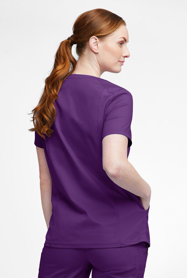 Blusa m&eacute;dica UA Butter-Soft STRETCH con detalle tejido y 3 bolsillos para mujer - Eggplant - 4