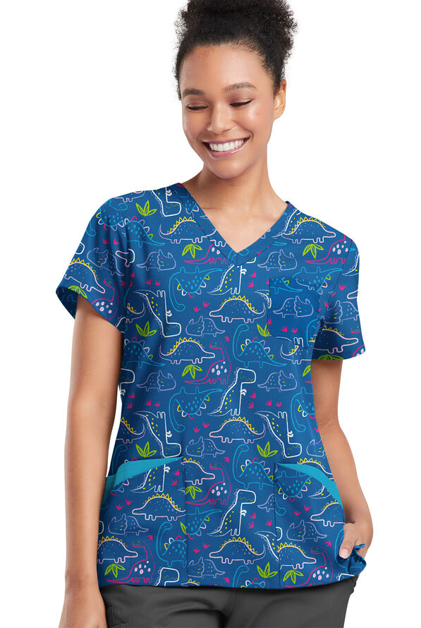 Blusa médica estampada Happy Scrubs Dino Park Royal con cuello en V redondeado y 7 bolsillos para mujer - null - 2