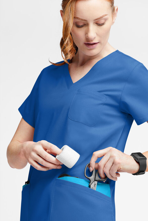 Butter-Soft Originals Women's 7-Pocket Rounded V-Neck Scrub Top - Royal/Turquoise - 4