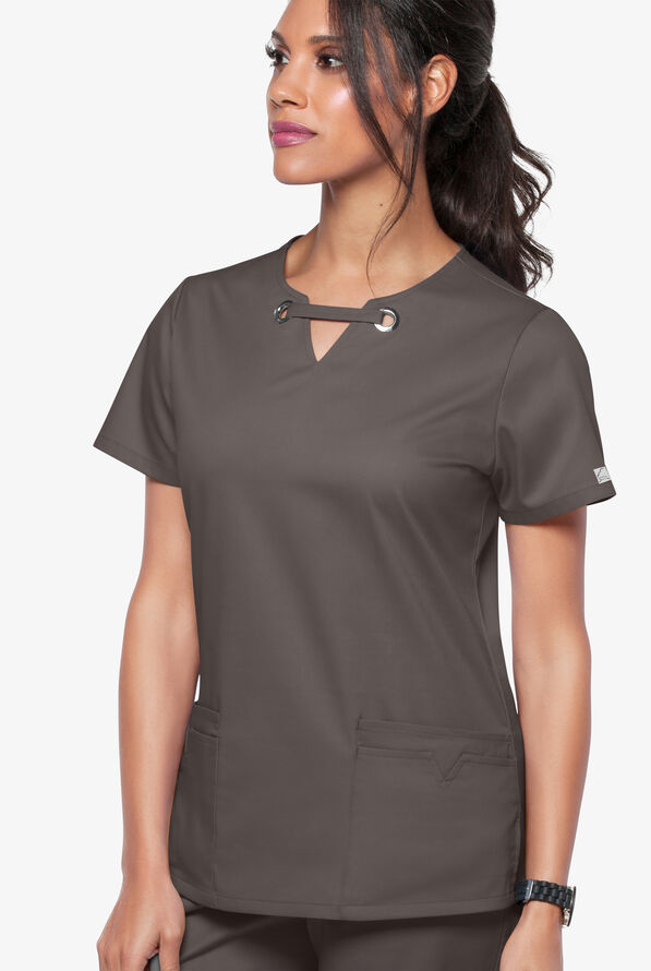 Blusa médica UA Butter-Soft STRETCH con ojales y 4 bolsillos para mujer - Cool Grey - 2