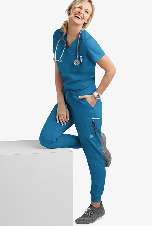 Blusa m&eacute;dica Butter-Soft STRETCH con cuello en V y 2 bolsillos para mujer - Blue Sapphire - 2