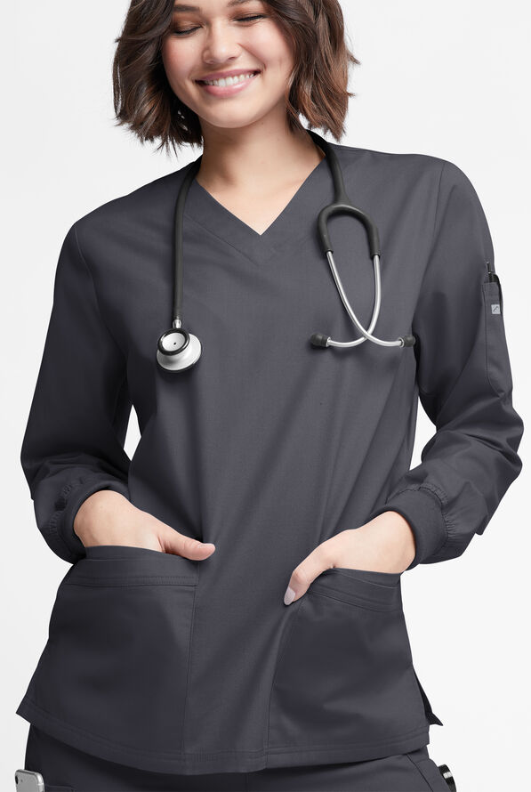 Blusa médica manga larga Butter-Soft Originals con cuello en V curvo y 7 bolsillos para mujer - Pewter - 2