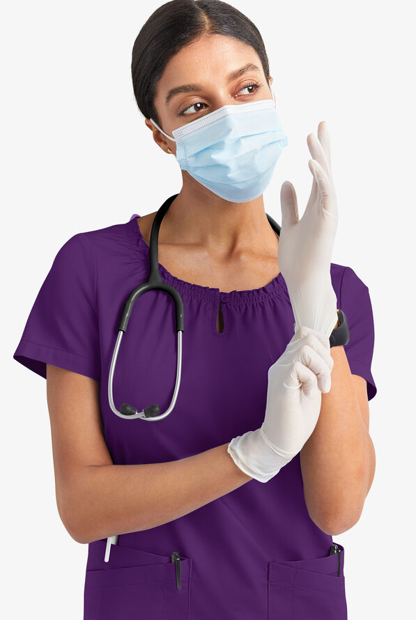 Blusa m&eacute;dica UA Butter-Soft STRETCH estilo campesina con mangas cortas y 6 bolsillos para mujer - Eggplant - 8