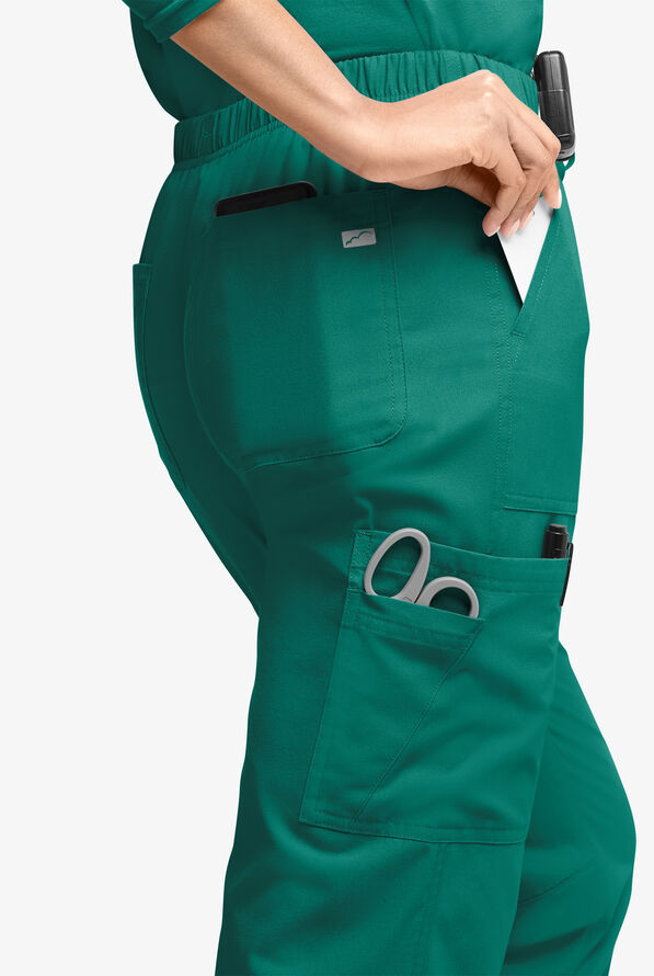 Pantalón médico Butter-Soft Originals de tiro medio estilo cargo con piernas rectas y 7 bolsillos para mujer - Hunter - 2