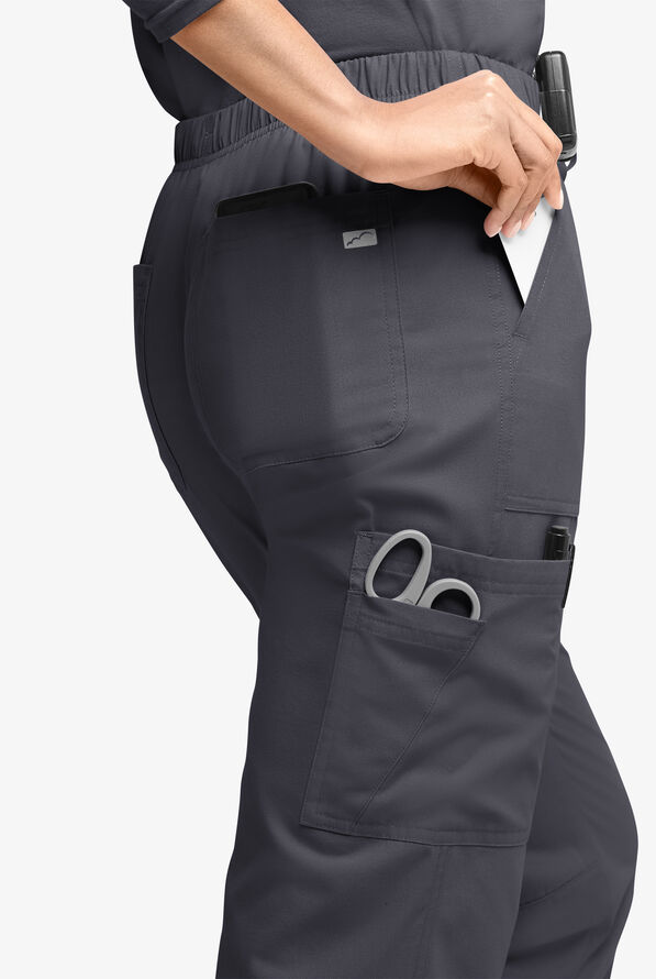 Pantalón médico Butter-Soft Originals de tiro medio estilo cargo con piernas rectas y 7 bolsillos para mujer - Pewter - 2