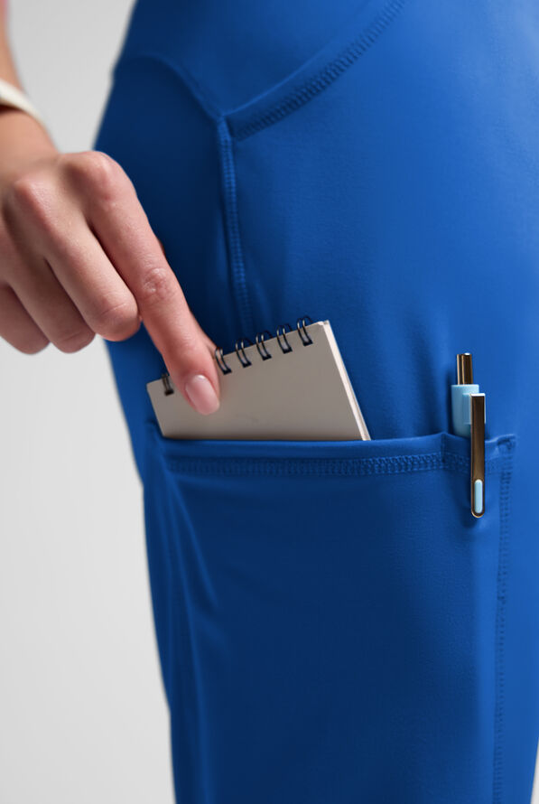 Pantal&oacute;n m&eacute;dico Med Couture Amp Knit STRETCH estilo yoga con piernas acampanadas y 5 bolsillos para mujer - Royal - 6