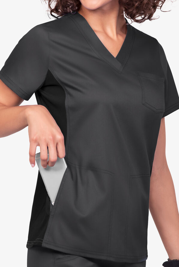 Blusa m&eacute;dica UA Flex2 STRETCH con cuello en V y paneles de tejido para mujer - Pewter/Black - 3