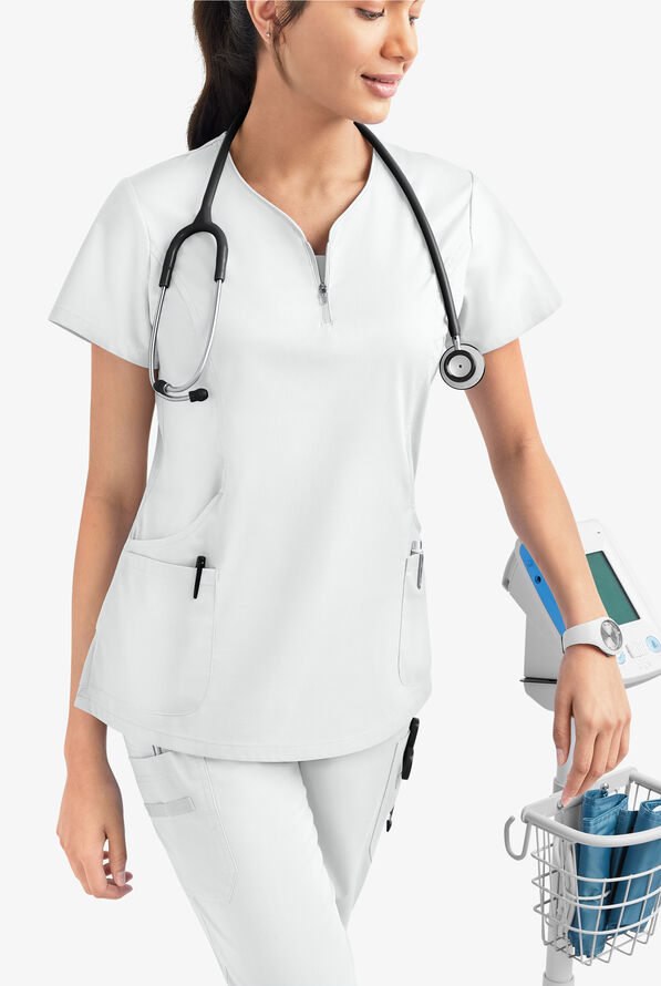 Blusa m&eacute;dica UA Butter-Soft STRETCH con cremallera en el cuello curvo y 4 bolsillos para mujer - White - 6