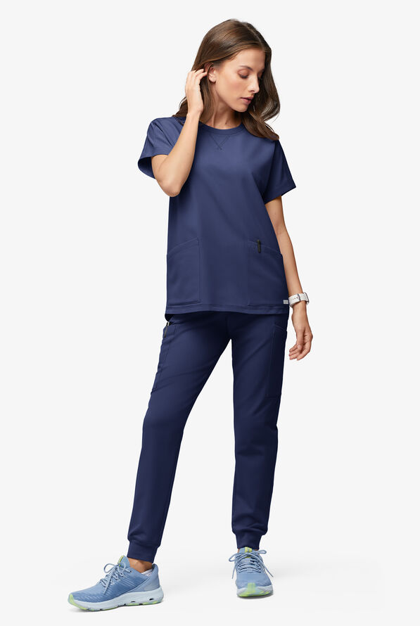 Blusa médica ReSurge con cuello redondeado y mangas dolmán para mujer - Navy - 4