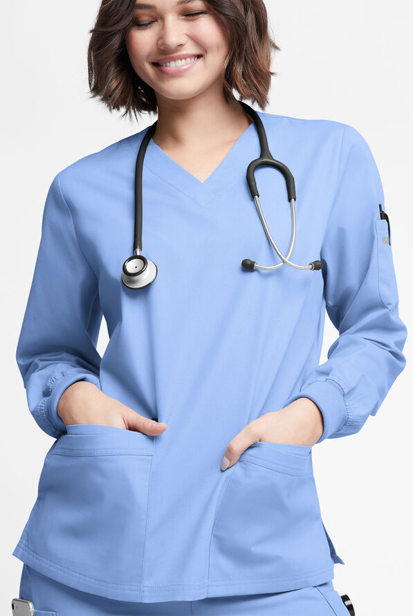 Blusa médica manga larga Butter-Soft Originals con cuello en V curvo y 7 bolsillos para mujer - Ceil Blue - 2