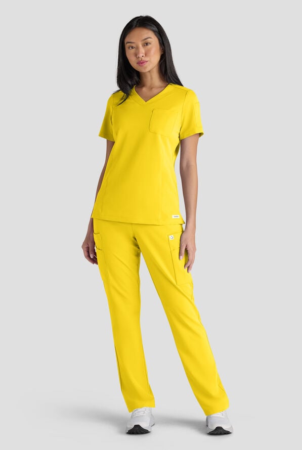 ReSurge Diamond Women's 3-Pocket V-Neck Tuck In / Wear Out Scrub Top - Vibrant Yellow - 7
