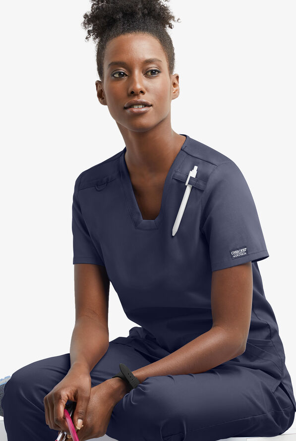 UA Exclusive Cherokee Workwear Professionals Active Women's 4-Pocket STRETCH V-Neck Scrub Top - Navy - 4