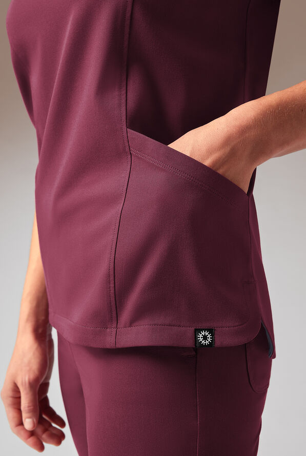 Hypothesis Meta-Base 2 Women&rsquo;s 2-Pocket V-Neck Scrub Top - Wine - 5
