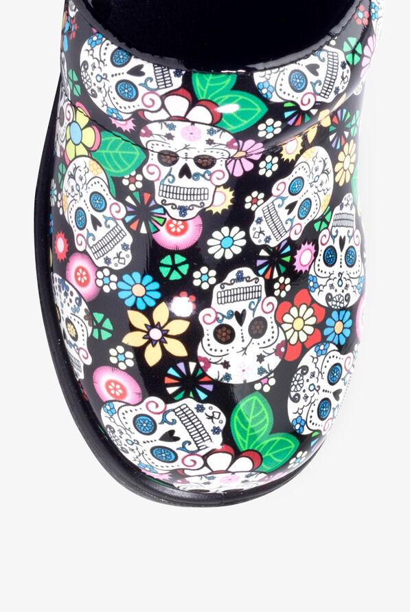 Savvy Women's Brandy Sugar Skull 2 Patent Leather Nursing Clogs - null - 3