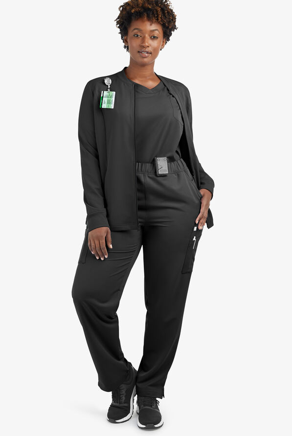 Butter-Soft Women's 13-Pocket Cargo Scrub Pants **Slightly IRREGULAR**&nbsp; - Petite - Black - 6