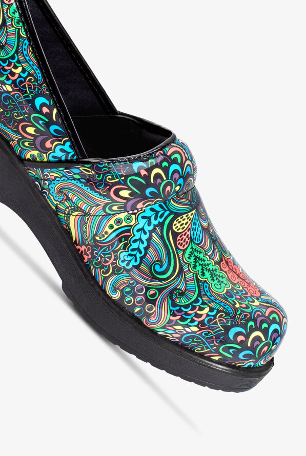 Savvy Women's Brandy Green Mardi Gras Nursing Clogs - null - 3