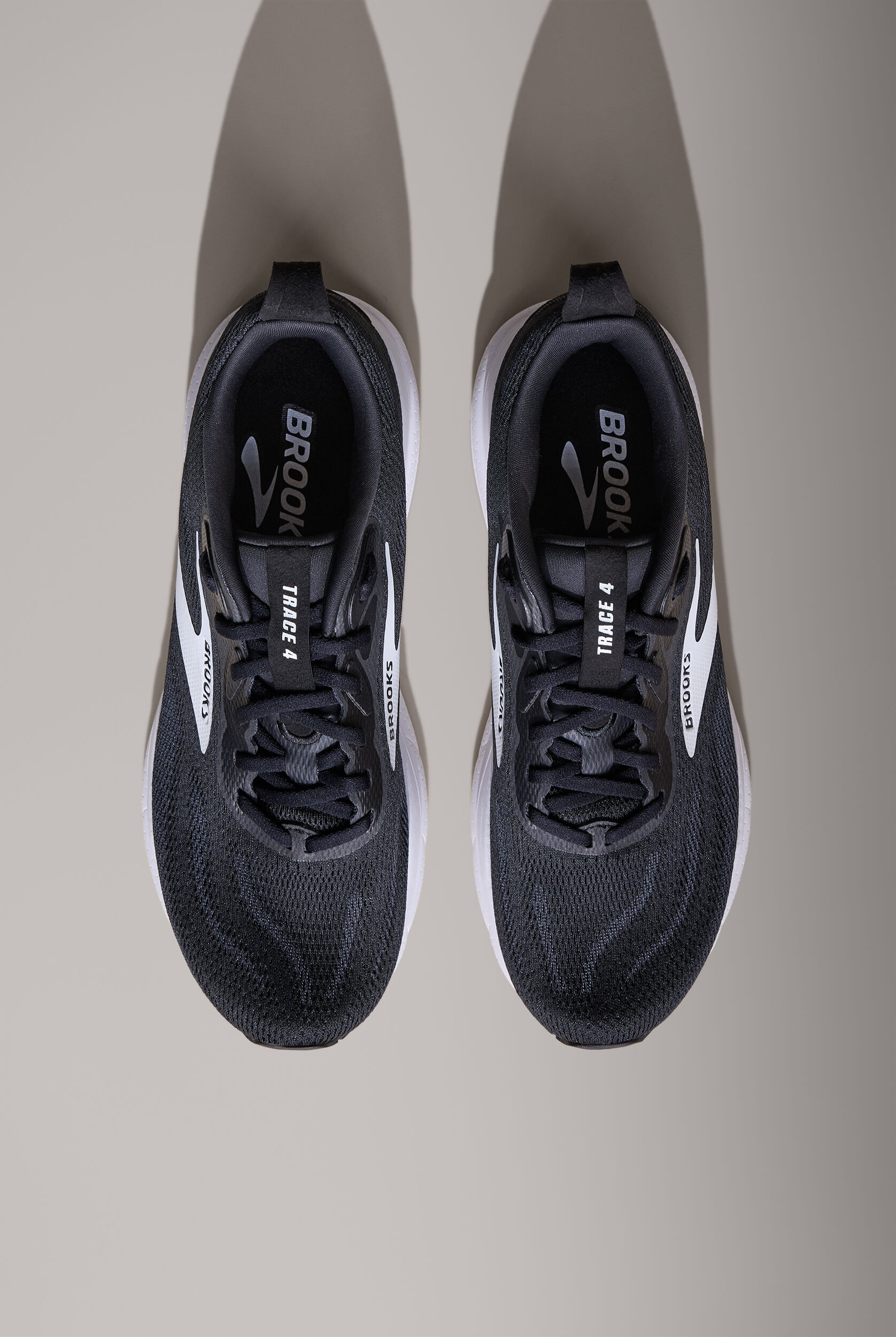 Brooks Men's Trace 4 Black/Grey/White Athletic Lace Up Nursing