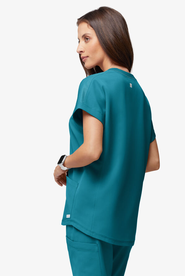 Blusa médica ReSurge con cuello redondeado y mangas dolmán para mujer - Caribbean Blue - 3