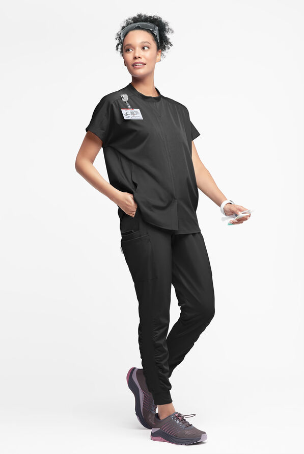 Blusa médica WhisperLite Aerin con mangas dolmán y 3 bolsillos para mujer - Black - 3