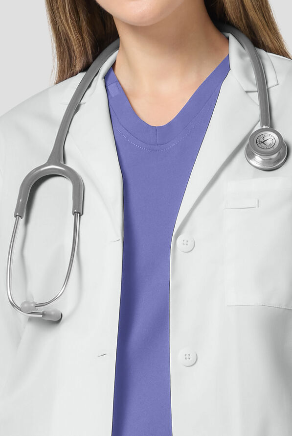 Bata de laboratorio Cherokee Project de 33" de largo con 3 bolsillos para mujer - White - 3