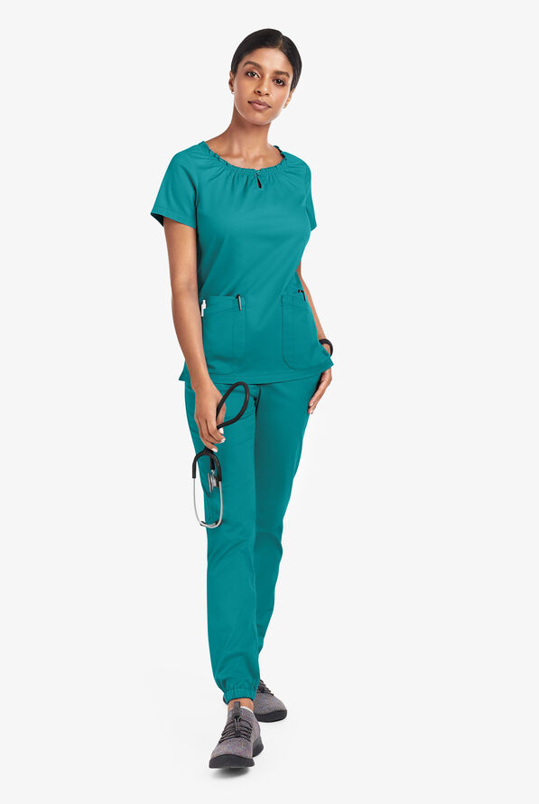 Blusa médica UA Butter-Soft STRETCH estilo campesina con mangas cortas y 6 bolsillos para mujer - Teal - 2