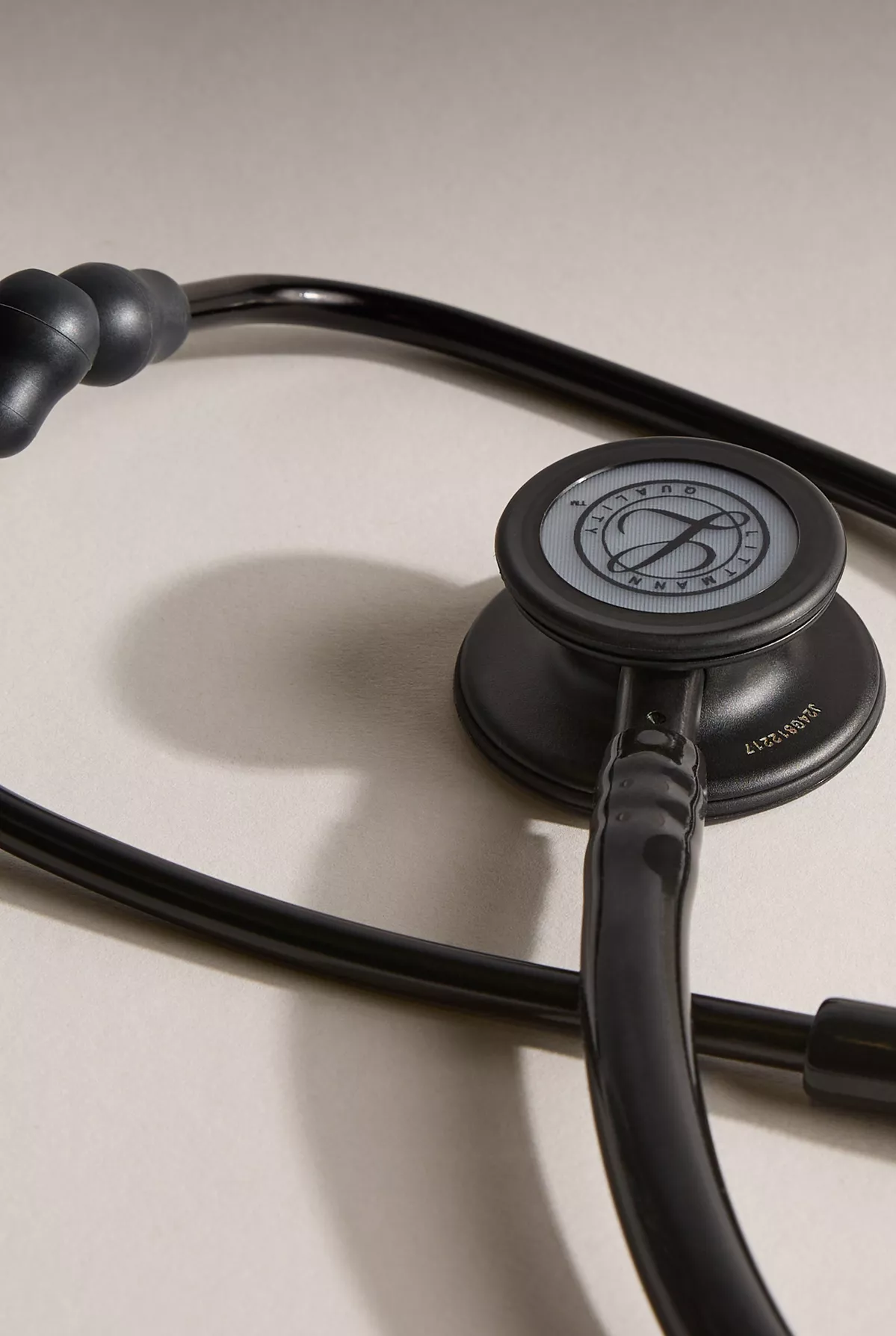 3M™ Littmann® Classic III™ Black Finish Stethoscope | Uniform 3M™ Littmann® Classic III™ Black Finish Stethoscope | Uniform