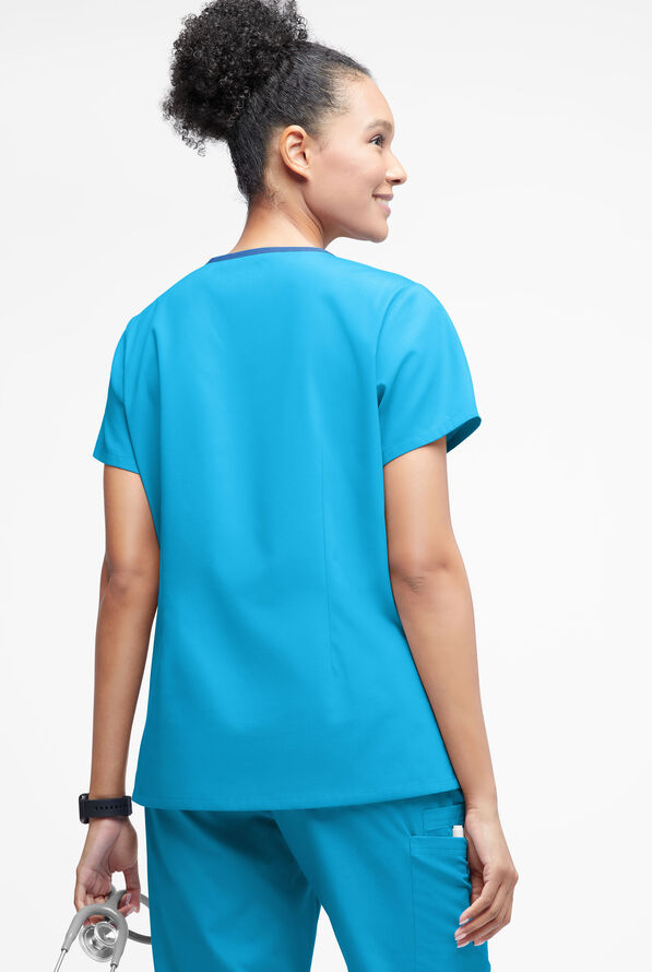 Blusa m&eacute;dica Butter-Soft Originals con cuello entrecruzado en contraste y 3 bolsillos para mujer - Turquoise/Royal - 3