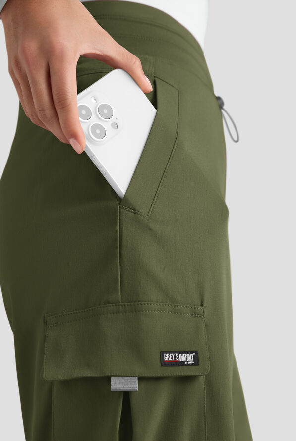 Pantal&oacute;n m&eacute;dico Grey's Anatomy by Barco Emerge Teagan STRETCH de tiro alto con piernas anchas y 6 bolsillos para mujer - Olive - 2