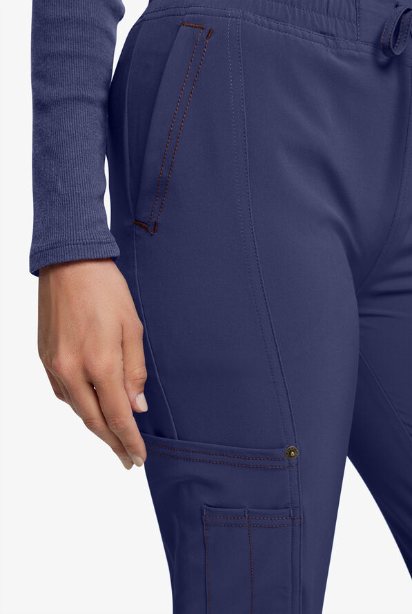Pantalón médico Dickies Riveting STRETCH con frente plano estilo cargo jogger con puntadas en contraste y 6 bolsillos para mujer - Navy - 2
