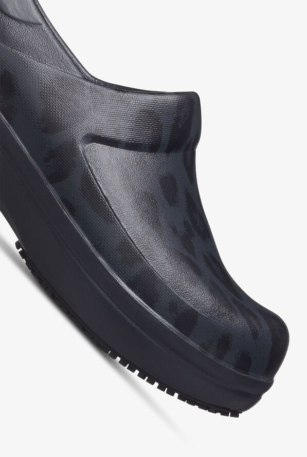 Crocs&trade; Women's Black/ Leopard Neria Pro II Graphic Clogs - null - 3