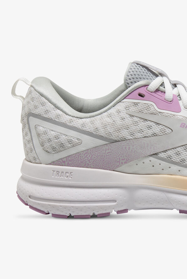 Brooks Women's Trace 3 White/Orchid/Apricot Athletic Lace Up Nursing Shoes - null - 4