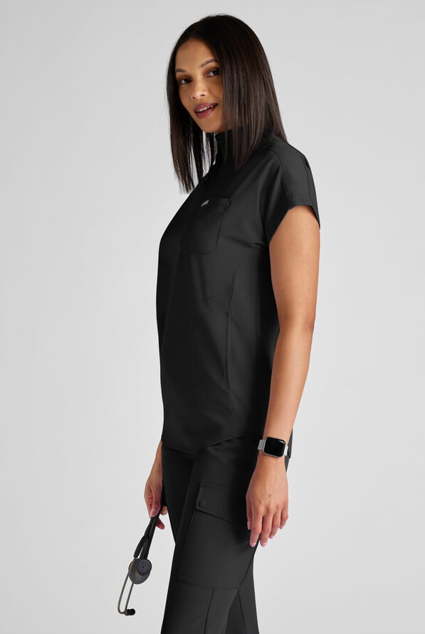 ReSurge Rhine Women's 5-Pocket Oversized Half Zip Stand Collar Scrub Top - Black - 2