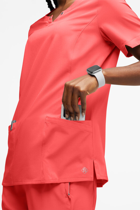 Blusa m&eacute;dica Easy STRETCH Amber con cuello con muesca y 4 bolsillos para mujer - Radiant Red - 2