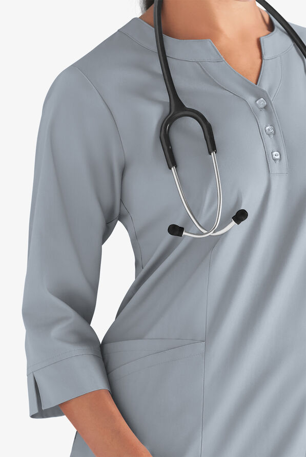 Butter-Soft STRETCH Women's 4-Pocket 3/4" Sleeve Round Neck Scrub Top - Silver - 3