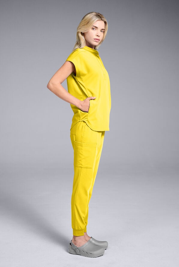 Hypothesis Women's Meta Oversized Dolman Sleeve Scrub Top - Chroma - 4