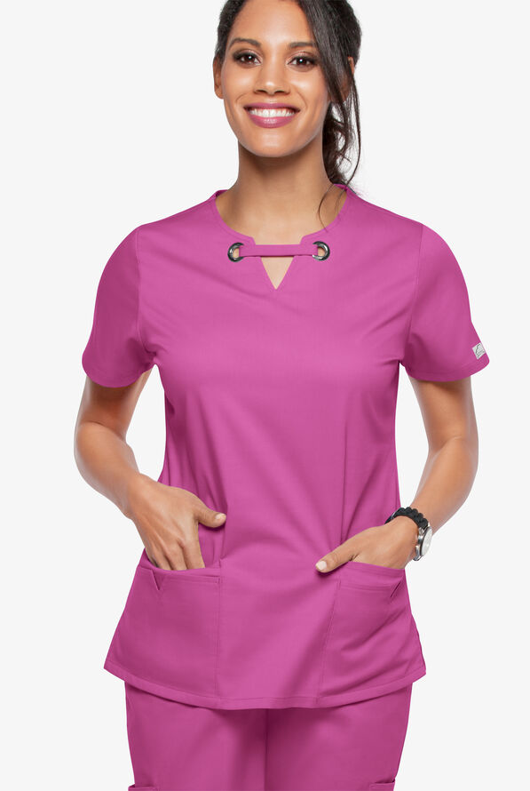 Blusa m&eacute;dica UA Butter-Soft STRETCH con ojales y 4 bolsillos para mujer - Rosebud - 5