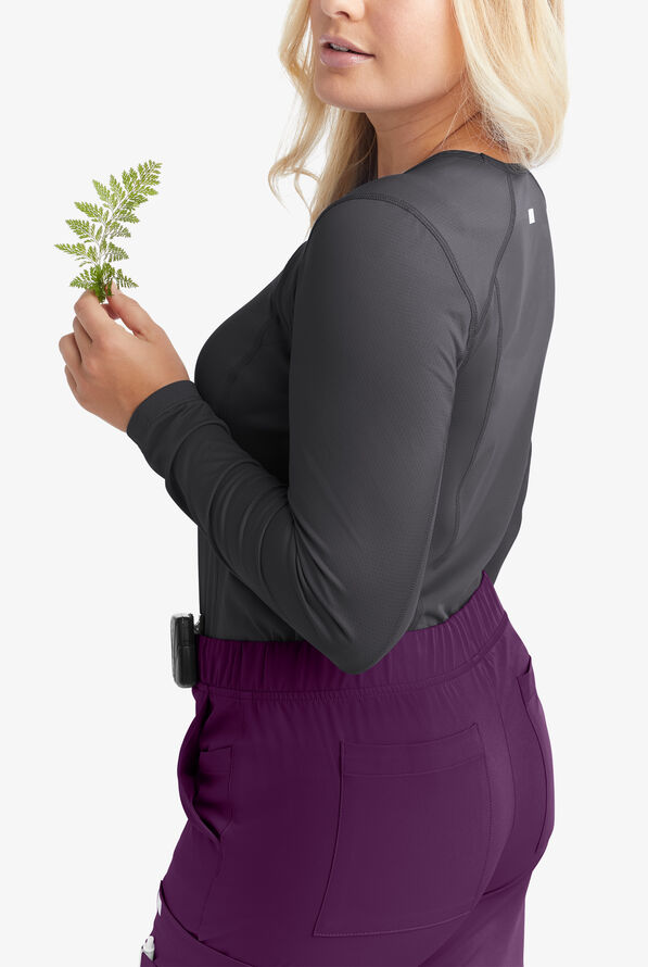 Pantal&oacute;n m&eacute;dico ReSurge by Butter-Soft estilo cargo con 13 bolsillos para mujer **Ligeramente IRREGULAR** - Eggplant - 5