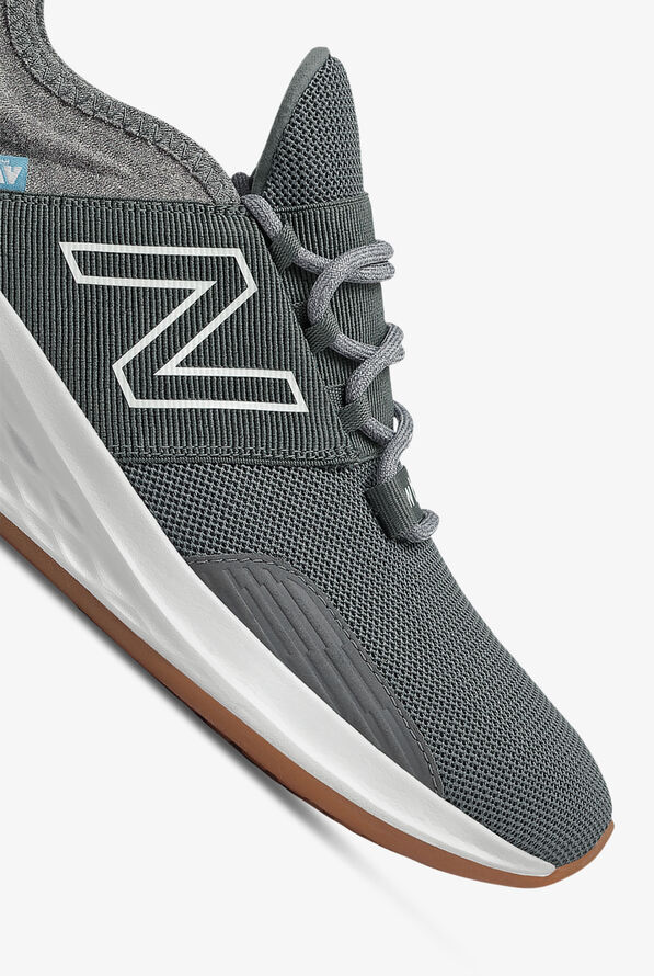 New Balance Men's Fresh Foam Roav V1 Lead/Grey/Light Aluminum Athletic Lace-Up Nursing Shoes - null - 3