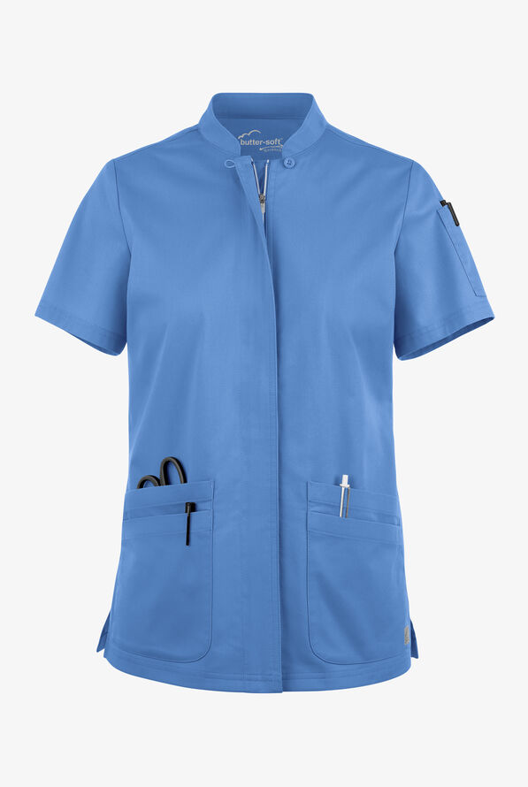 Blusa m&eacute;dica UA Butter-Soft STRETCH con cremallera y 6 bolsillos para mujer - Ceil Blue - 1