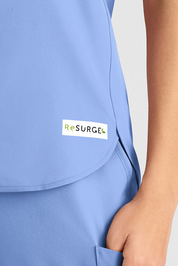 ReSurge Citrine Women's 1-Pocket Crew Neck Tuck In / Wear Out Scrub Top - Ceil Blue - 6