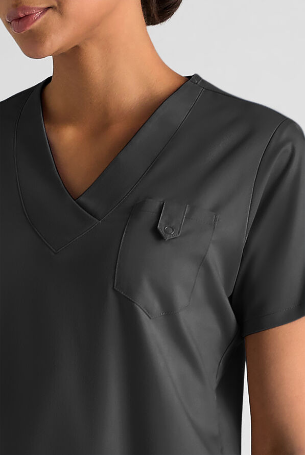 Butter-Soft STRETCH FLXTEK+ Women's 6-Pocket V-Neck Scrub Top - Black - 4