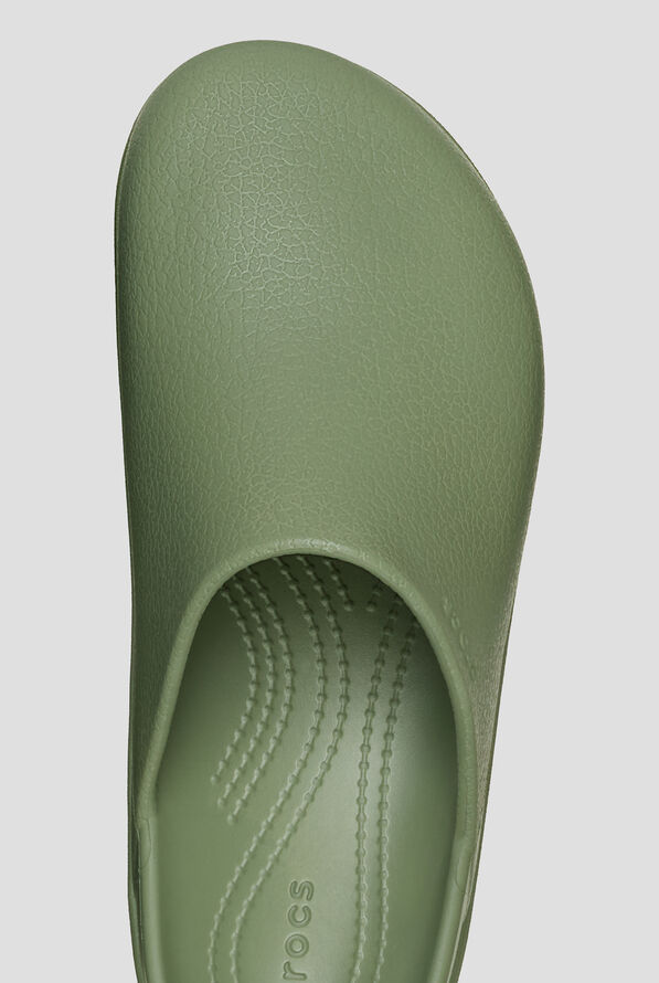 Crocs&trade; Women's Cargo Dylan Platform Clog - null - 2