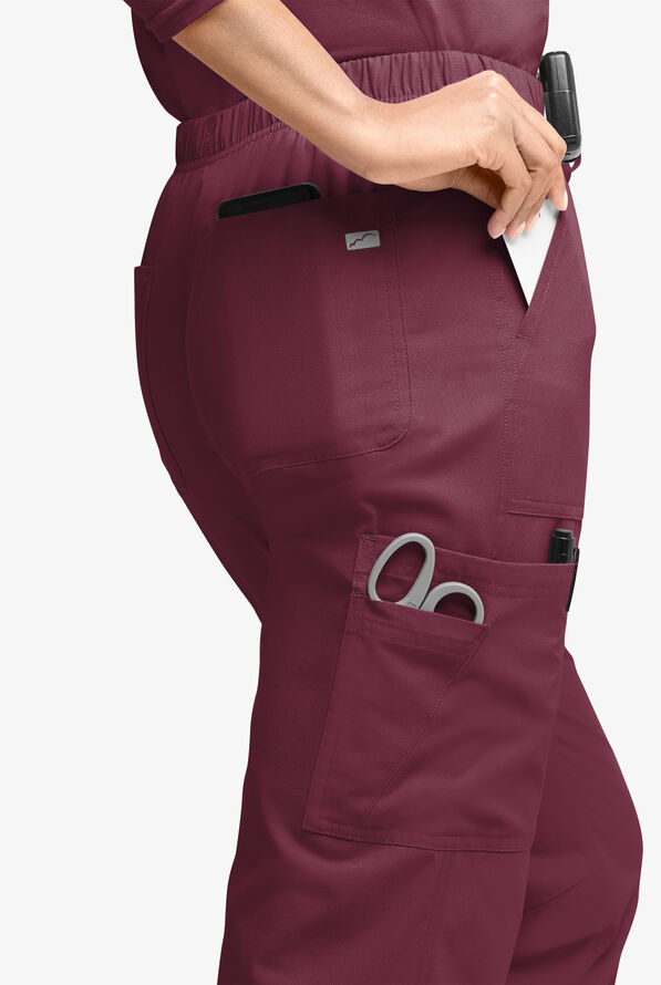 Pantalón médico Butter-Soft Originals de tiro medio estilo cargo con piernas rectas y 7 bolsillos para mujer - Wine - 2