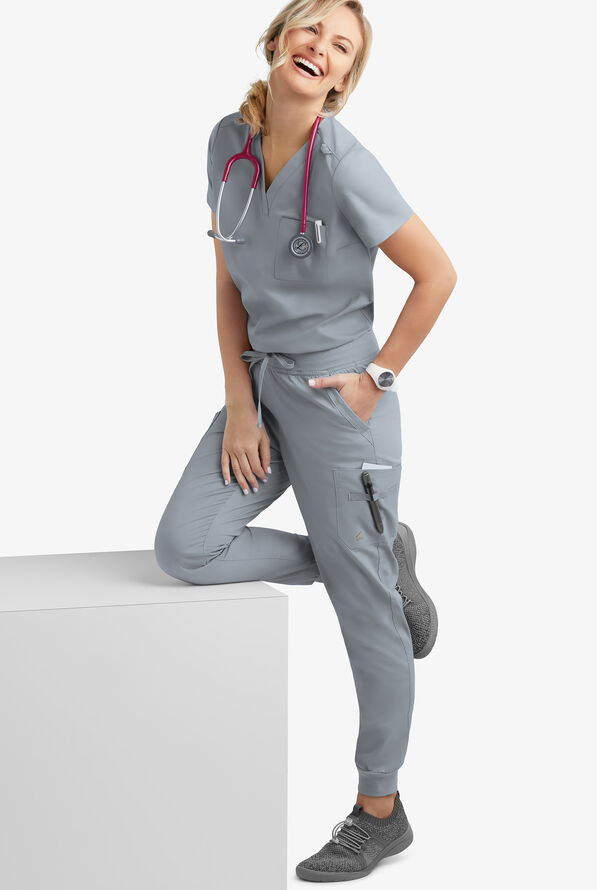 Blusa m&eacute;dica Butter-Soft STRETCH con cuello en V y 2 bolsillos para mujer - Silver - 2