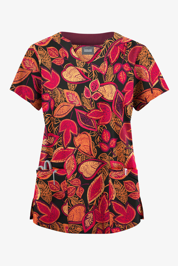 Blusa médica estampada Butter-Soft Originals Filigree Leaves Black con cuello festoneado y 6 bolsillos para mujer - null - 1