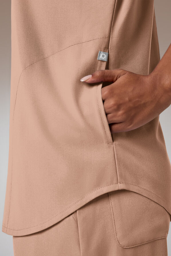 Blusa m&eacute;dica Hypothesis DM Crew de corte holgado con mangas dolm&aacute;n y 2 bolsillos para mujer - Terra - 5