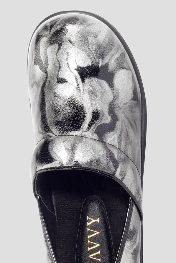 Savvy Brandy Pewter Wave Nursing Shoes - null - 2